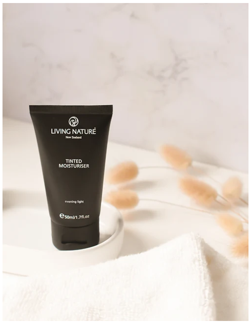 Tinted Moisturiser - Evening Light
